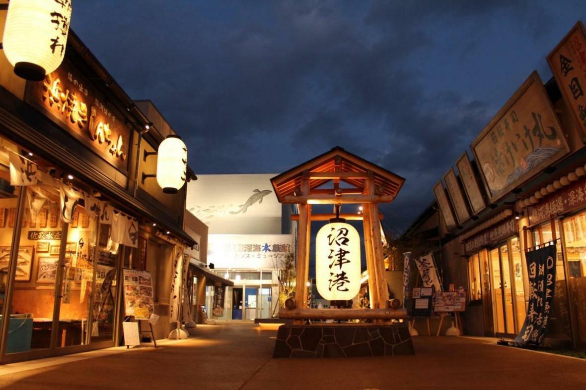 Minato Oasis Numazu / 沼津観光の中心、伊豆観光の拠点に好立地！沼津港に位置し交通・飲食・コンビニ等至便です！酒店 外观 照片
